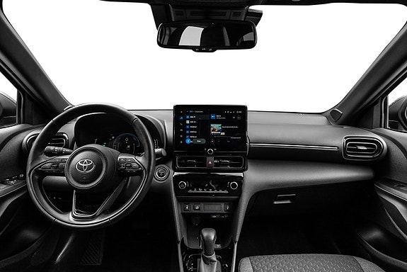 Toyota Yaris Cross 14 of 24