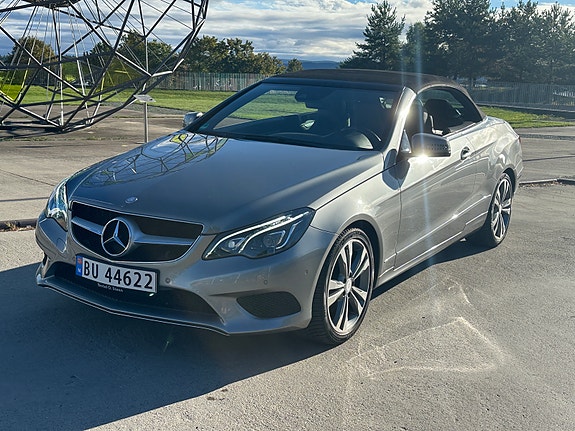 Mercedes-Benz E250 2 of 29
