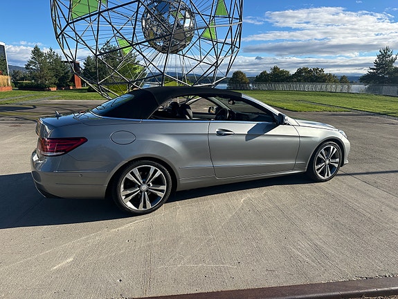 Mercedes-Benz E250 13 of 29