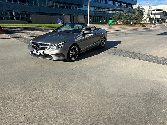 Mercedes-Benz E250 8 of 29