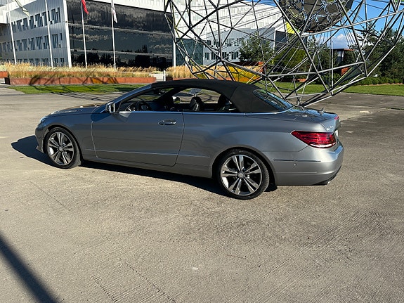 Mercedes-Benz E250 16 of 29