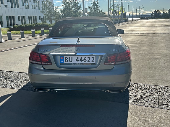 Mercedes-Benz E250 12 of 29