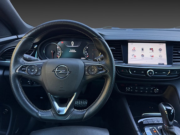 Opel Insignia 16 of 30
