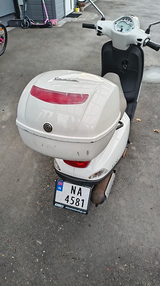Vespa LX 50 11 of 11