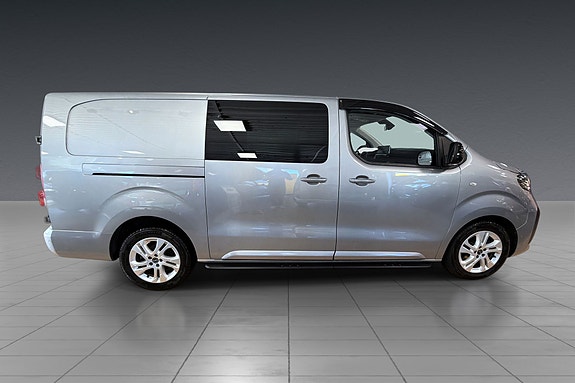 Opel Vivaro 6 of 23