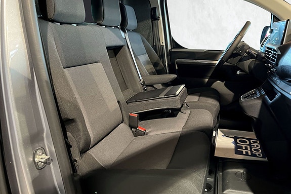 Opel Vivaro 22 of 23