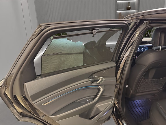 Audi e-tron 23 of 28