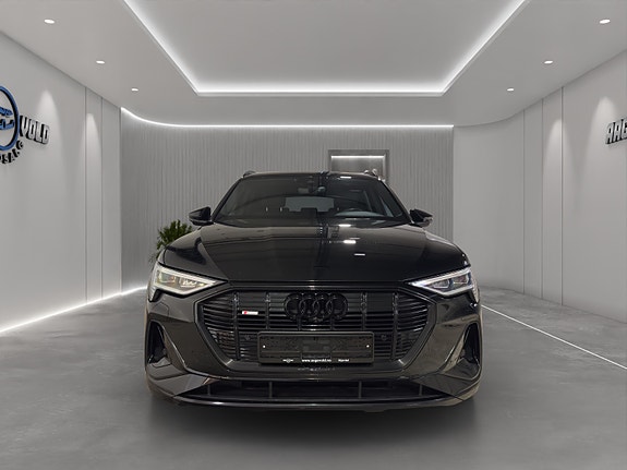 Audi e-tron 6 of 28