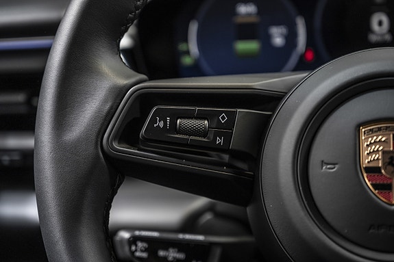 Porsche Macan 20 of 30