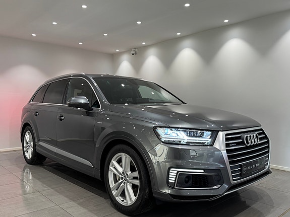 Audi Q7 4 of 30