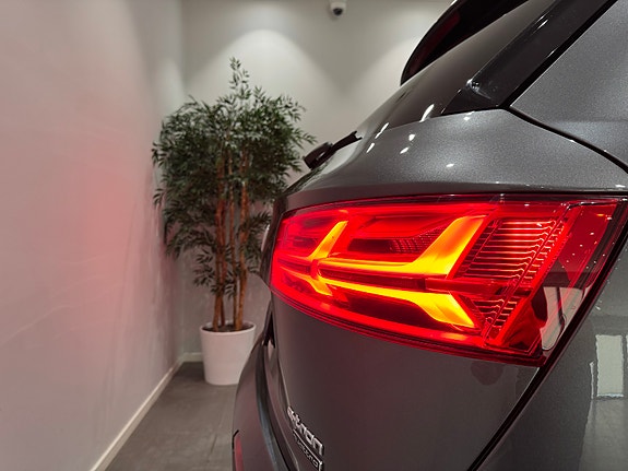 Audi Q7 9 of 30