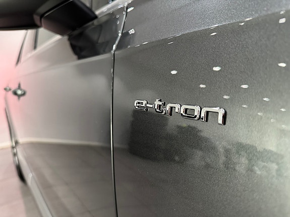 Audi Q7 10 of 30