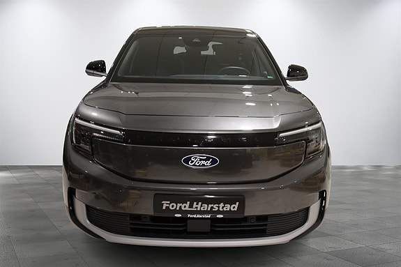 Ford Explorer 2 of 29