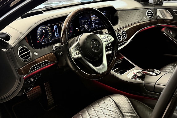 Mercedes-Benz S560 7 of 23