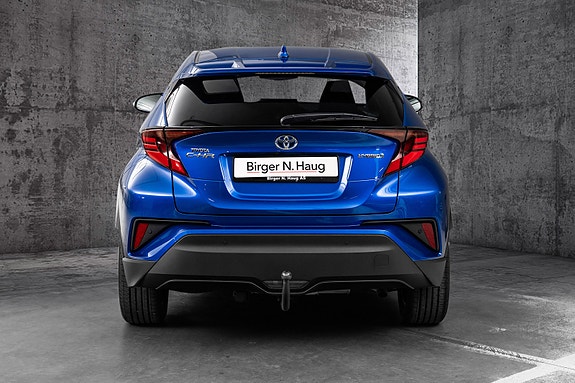 Toyota C-HR 7 of 24