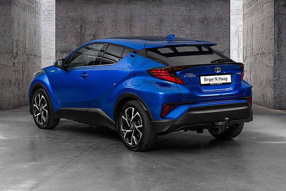 Toyota C-HR 5 of 24