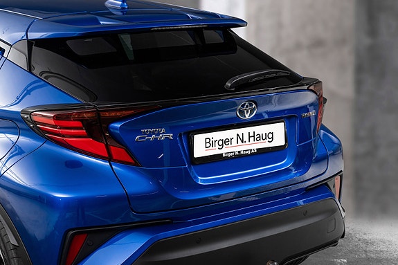 Toyota C-HR 6 of 24