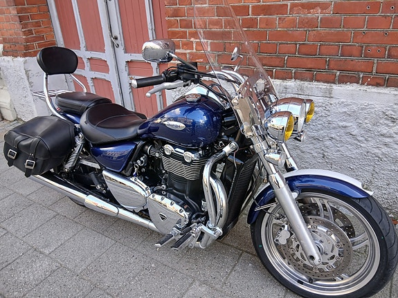 Triumph Thunderbird 1600 2 of 16