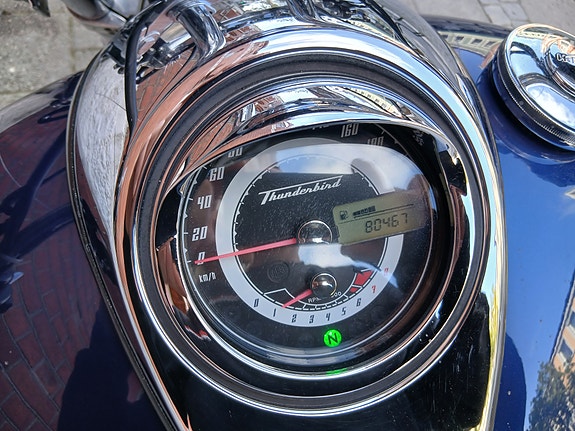 Triumph Thunderbird 1600 12 of 16