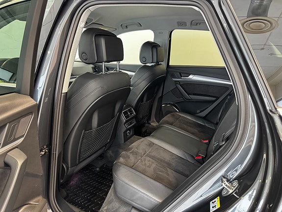 Audi Q5 21 of 30