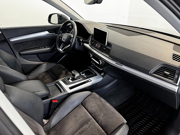 Audi Q5 13 of 30
