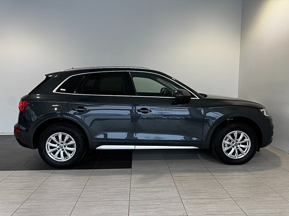 Audi Q5 10 of 30