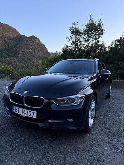 BMW 316d 14 of 22