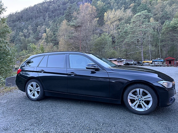 BMW 316d 15 of 22
