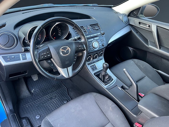 Mazda 3 9 of 23