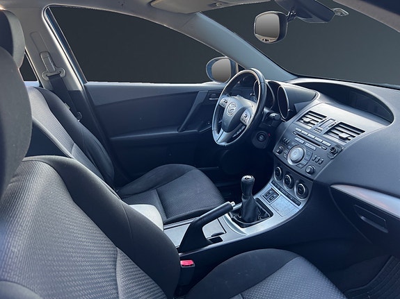 Mazda 3 12 of 23