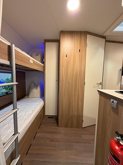 Bürstner 480 Premio Køye / Solcelle / Stort lasterom / Dusj 10 of 30