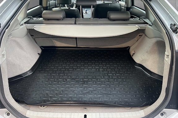 Toyota Prius 17 of 20
