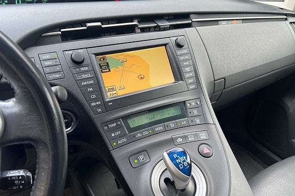 Toyota Prius 13 of 20