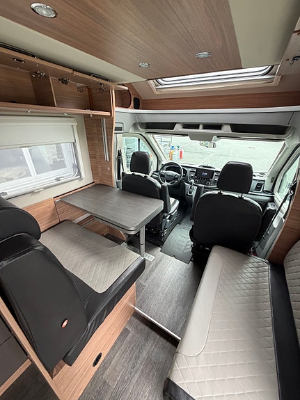 Weinsberg CaraSuite 650MF 5 of 16