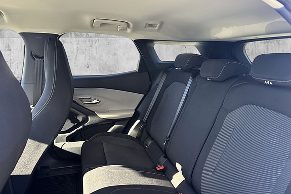 Ford Explorer 15 of 28