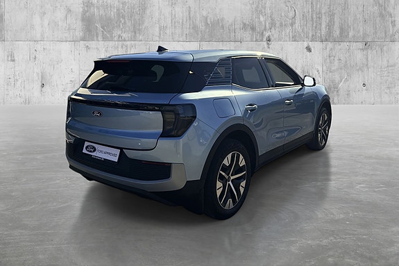 Ford Explorer 4 of 28