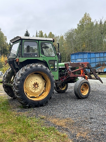John Deere 2130 5 of 8