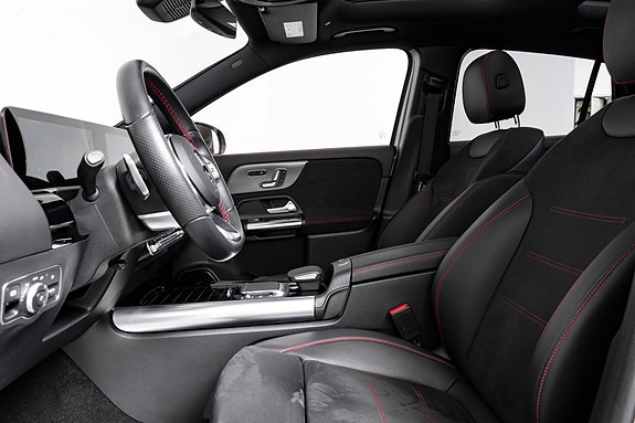 Mercedes-Benz EQA300 9 of 18