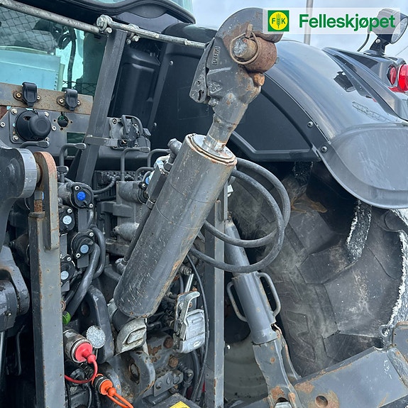 Valtra S394 11 of 14