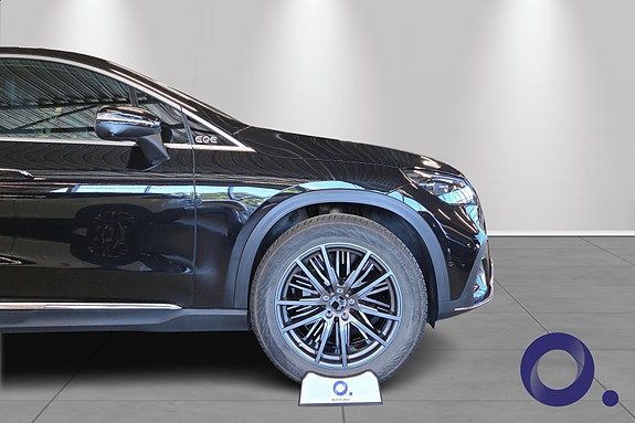 Mercedes-Benz EQE500 SUV 9 of 30