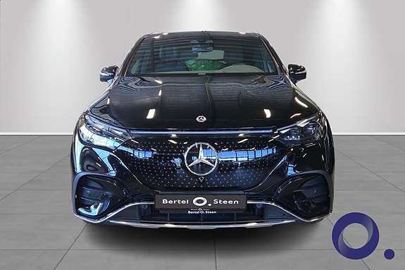 Mercedes-Benz EQE500 SUV 8 of 30