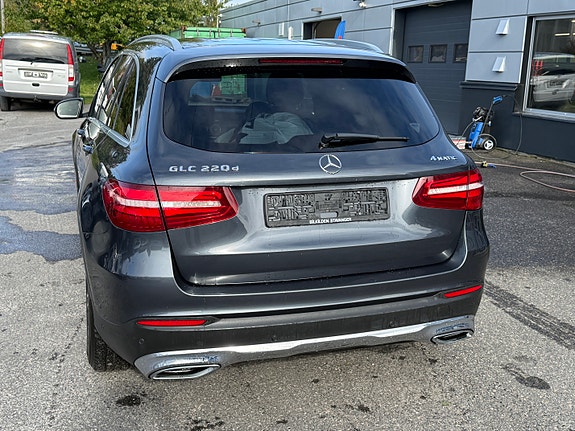 Mercedes-Benz GLC220 d 11 of 30