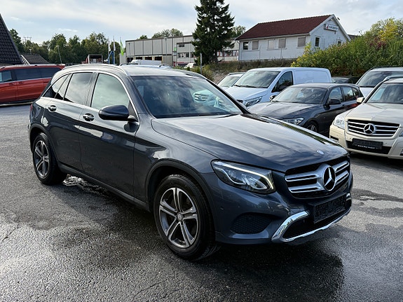 Mercedes-Benz GLC220 d 16 of 30