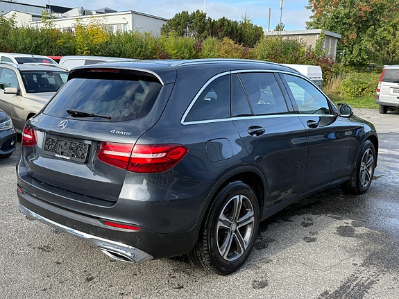 Mercedes-Benz GLC220 d 13 of 30