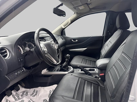 Nissan Navara 7 of 11