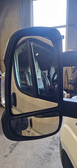 Weinsberg CaraSuite 650MF 10 of 20
