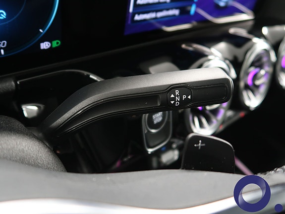 Mercedes-Benz EQA300 15 of 30