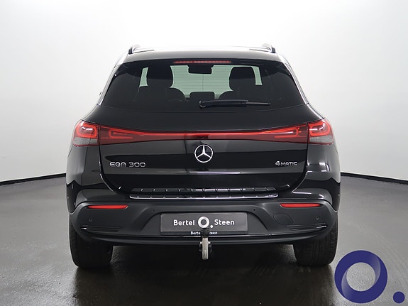 Mercedes-Benz EQA300 8 of 30