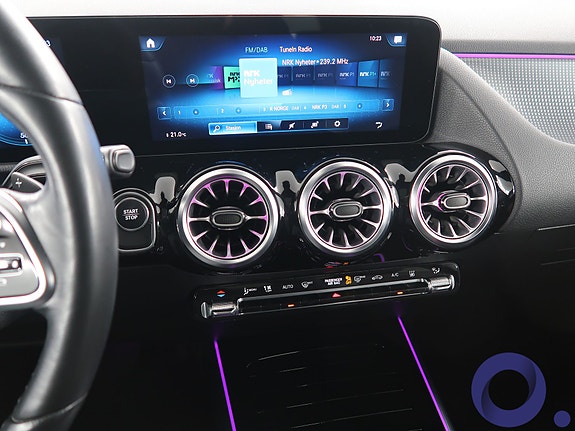Mercedes-Benz EQA300 17 of 30