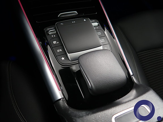 Mercedes-Benz EQA300 21 of 30